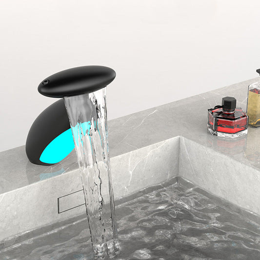 360° Rotating Pull-Out Washbasin Faucet With 4 Water Flow Modes & LED Light